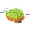 Deze gezonde PLAY Barking Brunch Avo-Doggo Toast is natuurlijk niet om op te eten, maar je hond zal er met heel veel plezier mee spelen! De PLAY Barking Brunch Avodoggo Toast is in de vorm van een avocado toast. Dit speeltje is handgemaakt met een dubbele buitenste laag en extra dikke stiksels voor extra duurzaamheid. De vulling is gemaakt van 100% gerecyclede plastic flessen. Het broodje bevat squeakers en de avocado bevat crinkles. Afmeting: 12 x 11 x 6,5 cm Over P.L.A.Y. Hondenspeelgoed PLAY staat bekend om hun fantastische design en vrolijke, aansprekende kleuren. PLAY Dog Toys Het hondenspeelgoed van P.L.A.Y. is handgemaakt en de stevige buitenkant en dubbel gestikte randen zorgen voor extra duurzaamheid. De vulling van de speeltjes is gemaakt van gerecycled materiaal. Verder voldoet het hondenspeelgoed van Play aan dezelfde strenge kwaliteitsnormen voor het vervaardigen van baby- en kinderspeelgoed. Zo worden er AZO-vrije kleurstoffen gebruikt en is het geschikt voor de wasmachine en droger. P.L.A.Y. hondenspeelgoed Het hondenspeelgoed van PLAY wordt in Amerika ontworpen. Alle speeltjes worden per collectie op de markt gebracht. Een collectie hondenspeeltjes van PLAY zijn doorgaans 5 verschillende speeltjes allemaal met hetzelfde thema. Bekend van Instagram Als jij honden volgt via Instagram, dan kan het niet missen dat je de P.L.A.Y. hondenspeeltjes wel eens voorbij hebt zien komen. Niet zo gek want de grappige en levensechte speeltjes zijn perfect voor een geweldige foto samen met jouw hond. Vergeet je A Lot for Doodles niet te taggen op Instagram? PLAY hondenspeeltjes bij A Lot for Doodles Bestel je Play hondenspeelgoed eenvoudig bij A Lot for Doodles. Of je nu een lief en schattig knuffeltje zoekt of een grappige, ondeugende speelkameraad voor je hond, je slaagt zeker weten met het ruime assortiment wat uit voorraad leverbaar is. Heb je vragen over onze producten of advies nodig wat je het beste kunt bestellen? Neem gerust contact met ons op, we helpen je graag verder.