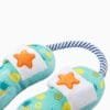 HugSmart Beach Daze Slippers Let's go to the Beach! Trek de slippers aan en ga naar the best place to be. Met deze super leuke slippers van HugSmart is jouw hond helemaal klaar voor het strand! Formaat HugSmart Beach Daze Slippers: 20 x 7,5cm Let op: Er is geen enkel hondenspeelgoed in de wereld wat niet kapot kan. Ondanks de algehele stevigheid van het speelgoed, zou het kapot kunnen gaan. Op hondenspeelgoed zit geen garantie. Kies dus het juiste soort speeltje voor jouw hond zijn kauw- en speelbehoefte. Haal kapotte speeltjes meteen weg en laat jouw hond alleen spelen onder toezicht. Over HugSmart Hondenspeelgoed HugSmart begint in 1985 als een familiebedrijf dat bedreven is in het ontwerpen en vervaardigen van kinderspeelgoed. Naarmate het gezin groeide, groeide ook het bedrijf, samen met de liefde voor hun huisdieren, aangezien ze een groot deel van hun gezin uitmaken. Inmiddels zijn ze bij HugSmart bedreven om het beste speelgoed te maken voor alle huisdieren die er zijn. Koop Interactief Hondenspeelgoed HugSmart staat bekend om hun grote collectie in interactief speelgoed voor honden. Alle honden hebben speelgoed nodig. Honden spelen natuurlijk graag met een bal en een touw, maar we vergeten wel eens hoe belangrijk de mentale gezondheid is van een hond. Om jouw hond voldoende mentale uitdaging te bieden kun je gebruik maken van interactief hondenspeelgoed. In feite is interactief hondenspeelgoed niet alleen belangrijk om je hond tevreden te houden en verveling te voorkomen. Het is ook nuttig om problematisch gedrag aan te pakken, zoals destructief kauwen of hinderlijk blaffen. Bij A Lot for Doodles vind je een groot assortiment aan interactief hondenspeelgoed. HugSmart dogtoys Nederland Bij hugSmart maken speelgoed voor huisdieren - van hoge kwaliteit en veilig met dezelfde hoge normen die gelden voor het maken van speelgoed voor mensen. Ze ontwerpen schattig, innovatief en modieus speelgoed om tegemoet te komen aan de levensstijl van de huisdier ouders van vandaag. Ze leveren het WOW effect en verspreiden geluk onder huisdier gezinnen over de hele wereld. Bekend van Instagram Als jij honden volgt via Instagram, dan kan het niet missen dat je de HugSmart hondenspeeltjes wel eens voorbij hebt zien komen. Niet zo gek want de grappige speeltjes zijn perfect voor een geweldige foto samen met jouw hond. Vergeet je A Lot for Doodles niet te taggen op Instagram? Bestel HugSmart hondenspeeltjes bij A Lot for Doodles Bestel je interactieve hondenspeelgoed eenvoudig bij A Lot for Doodles. Of je nu een lief en schattig knuffeltje zoekt of een grappige, ondeugende speelkameraad voor je hond, je slaagt zeker weten met het ruime assortiment wat uit voorraad leverbaar is. Heb je vragen over onze producten of advies nodig wat je het beste kunt bestellen? Neem gerust contact met ons op, we helpen je graag verder!