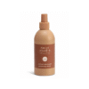 Nocat Studio Voordeelset JORD Met deze Nocat Studio Voordeelset JORD shop je de heerlijk verzorgingsproducten van Nocat Studio nu met extra voordeel! De luxe verzorgingsproducten van Nocat Studio zijn 100% vegan, gemaakt van biologische en natuurlijke ingrediënten en speciaal voor honden pH-gebalanceerd. Veilig en effectief voor alle haartypes en tevens zeer geschikt voor doodles! Heerlijke verzorgingsproducten voor een stralende hond en 100% knuffelgarantie ;) Nocat Studio JORD is natuur in een fles. De frisse geur met tonen van cederhout, mos en patchoeli laat je zintuigen dwalen en herinnert je aan alle geweldige dingen die de natuur te bieden heeft. Duurzame luxe met een gegarandeerde knuffelgeur. Deze voordeelset bestaat uit: - Nocat Studio Cuddle+Care Shampoo JORD   375ml - Nocat Studio Refresh+Detangle Grooming Spray JORD   375ml - Katoenen tas - Canvas speelgoed bot Tip: bestel onze mengfles mee voor de juiste mengverhouding (1:20) Nocat Studio Cuddle+Care Shampoo JORD De Cuddle+Care Shampoo JORD van Nocat Studio is een zachte revitaliserende shampoo. Perfect pH-gebalanceerd voor honden. Duurzame luxe, gemaakt van biologische & natuurlijke ingrediënten met een knuffelgegarandeerde geur. Jord is de natuur in een fles. De frisse en zuivere geur met zachte tonen van cederhout, mos en patchouli zorgt ervoor dat je de hele dag met je hond wilt knuffelen. Zowel de shampoo als de spray maken de vacht zacht en schoon. De producten zijn in samenwerking met trimmers ontwikkeld, de shampoo geeft de vacht maximale volume en is daarnaast ook zacht. Gebruik onze cuddle+care shampoo voor reiniging en de heerlijke 3-in-1 refreh+detangle voor de finishing touch. Crèmespoeling is niet nodig, de verzachtende werking is opgenomen in de spray en kun je dus perfect gebruiken op een natte vacht na het wassen. De shampoo schuimt niet heel erg. Dit komt omdat de minimale hoeveelheid sulfaat is opgenomen om de producten zo puur mogelijk houden en daarmee zo gezond mogelijk voor honden. Nocat Studio Refresh+Detangle Grooming Spray JORD De Refresh+Detangle Grooming Spray JORD van Nocat Studio is een verfrissende 3-in-1 verzorgingsspray. Perfect pH-gebalanceerd voor honden. Gemaakt van biologische & natuurlijke ingrediënten met een knuffelgegarandeerde geur. Jord is de natuur in een fles. Een frisse geur met tonen van cederhout, mos en patchouli herinnert je aan al het moois dat de natuur te bieden heeft. Gebruik in combinatie met de Nocat Studio Cuddle+Care Shampoo JORD na een bad. Of gebruik de Refresh+Detangle Grooming Spray tussendoor, om de vacht op te frissen, te ontklitten voorafgaand aan een borstel beurt en om een frisse geur toe te voegen. Zowel de shampoo als de spray maken de vacht zacht en schoon. De producten zijn in samenwerking met trimmers ontwikkeld, de shampoo geeft de vacht maximale volume en is daarnaast ook zacht. Over Nocat Studio Nocat studio is opgericht door Christina, waarbij haar ruwharige Teckel Otis de grootste inspiratiebron was. Omdat haar Teckel dol is om op de vreemdste plekken te liggen, net als katten, was de bodem gelegd voor de naam; Nocat. Nocat studio is een Nordic beautymerk voor honden. Luxe verzorgingsproducten, 100% vegan, gemaakt van biologische en natuurlijke ingrediënten en speciaal voor honden pH-gebalanceerd. Er zijn 3 verschillende verfrissende geuren JORD (Aarde), LUFT (Lucht) en VAND (Water). Nocat Studio biedt luxe vegan hondenproducten met hoogwaardige natuurlijke ingrediënten, is dierproefvrij, biedt 100% knuffelgarantie en het design is tevens ook nog eens heel erg interieur proof. De nocat studio beauty essentials voor honden Alle nocat studio producten zijn speciaal voor honden pH-gebalanceerd en gemaakt van biologische en natuurlijke ingrediënten, ook nog eens met een gegarandeerde knuffelgeur. De producten schuimen niet heel erg, dit komt omdat ze bij Nocat Studio de minimale hoeveelheid sulfaat hebben opgenomen om de producten zo puur mogelijk houden (en daarmee zo gezond mogelijk voor jouw hond). Bestel Nocat Studio bij A Lot for Doodles Bestel Nocat Studio eenvoudig bij A Lot for Doodles. Of je nu een shampoo zoekt of een heerlijk tussendoortje voor je hond, je slaagt zeker weten met het ruime assortiment wat uit voorraad leverbaar is bij de leukste shop voor jouw hond. Heb je vragen over onze producten of advies nodig wat je het beste kunt bestellen? Neem gerust contact met ons op, we helpen je graag verder!